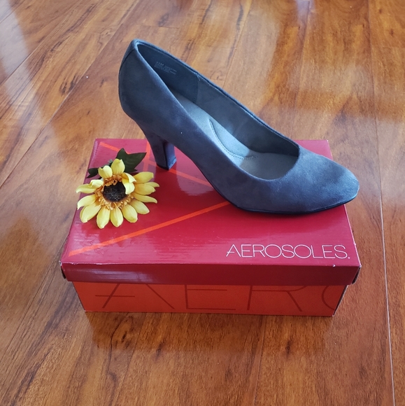 Ladies Grey Aerosoles Career Memory Foam Pumps - Picture 3 of 12
